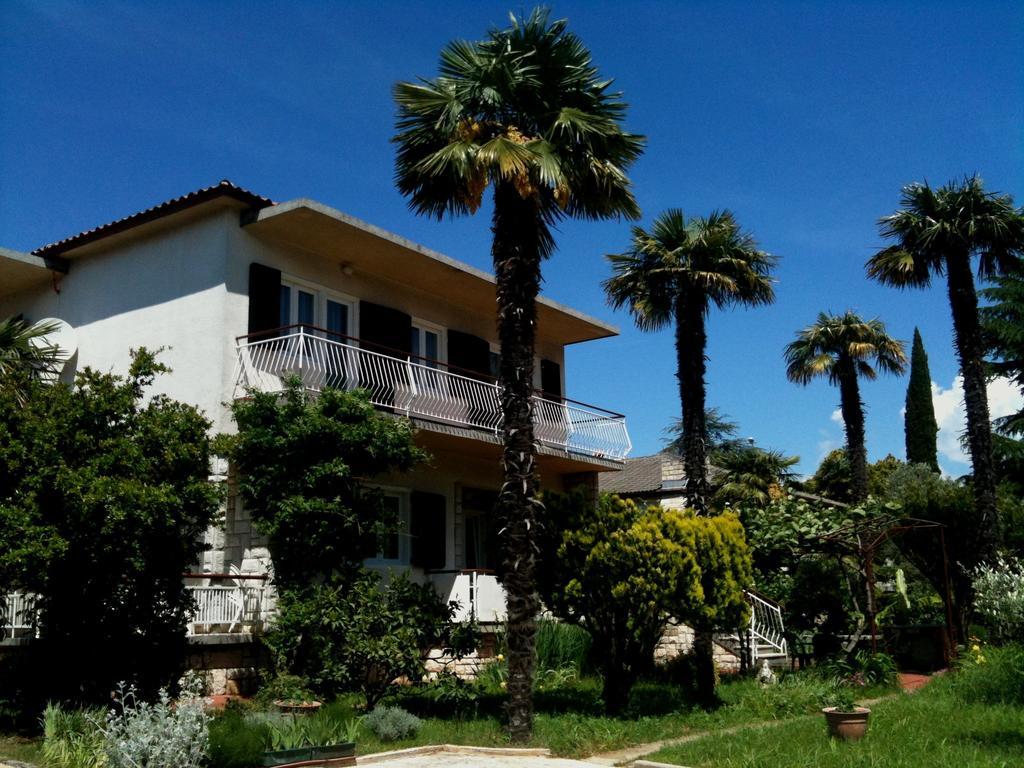 Accommodation Vitalio Умаг Экстерьер фото